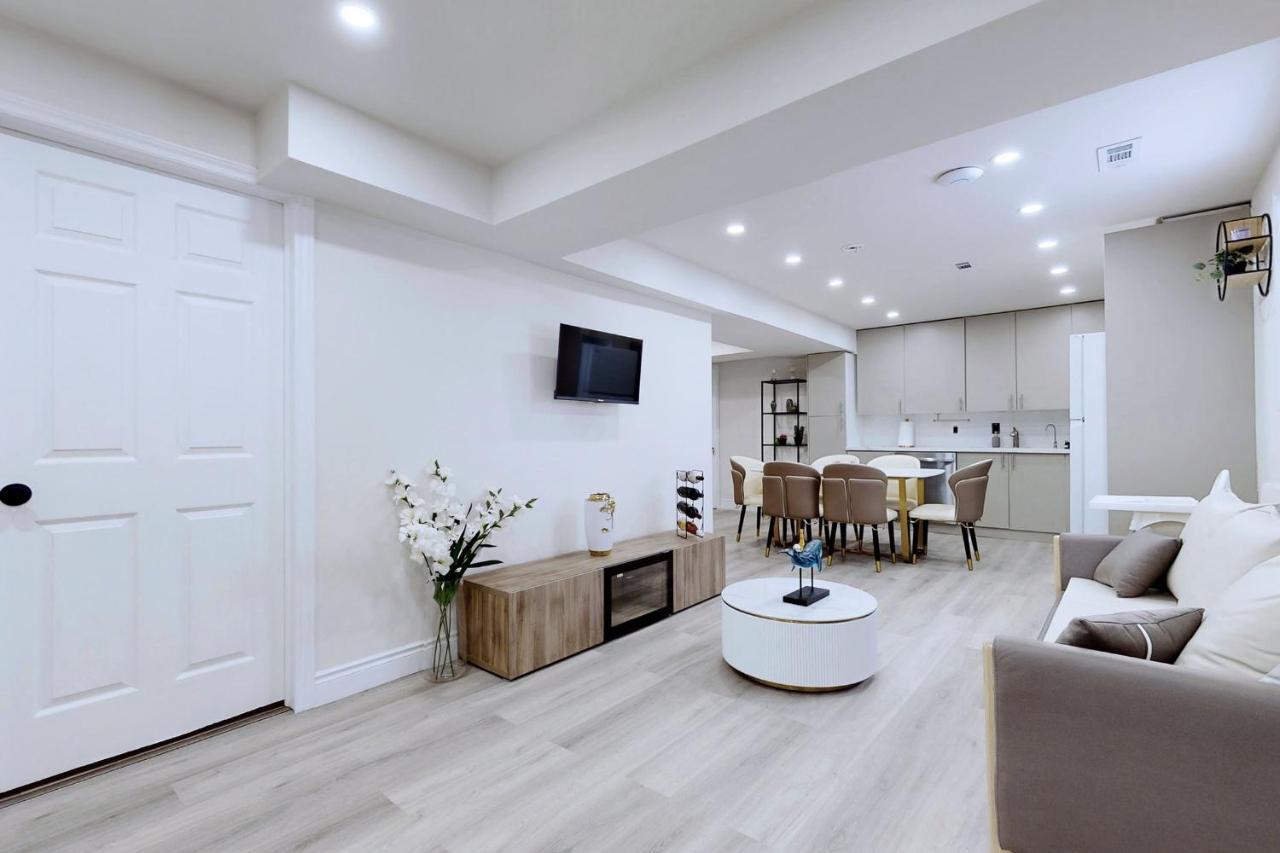 Stunning 2Br Lower Level Unit Vaughan Bagian luar foto
