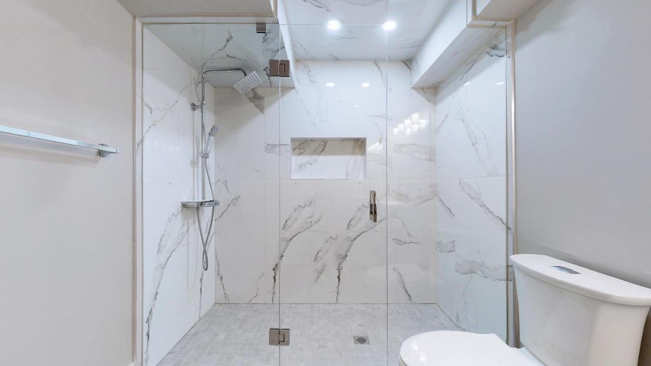 Stunning 2Br Lower Level Unit Vaughan Bagian luar foto