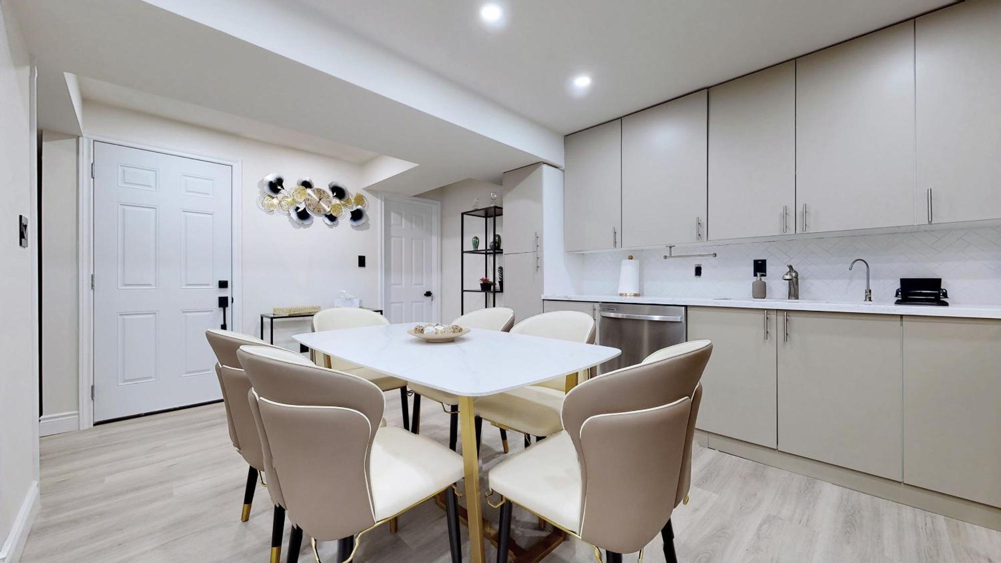 Stunning 2Br Lower Level Unit Vaughan Bagian luar foto